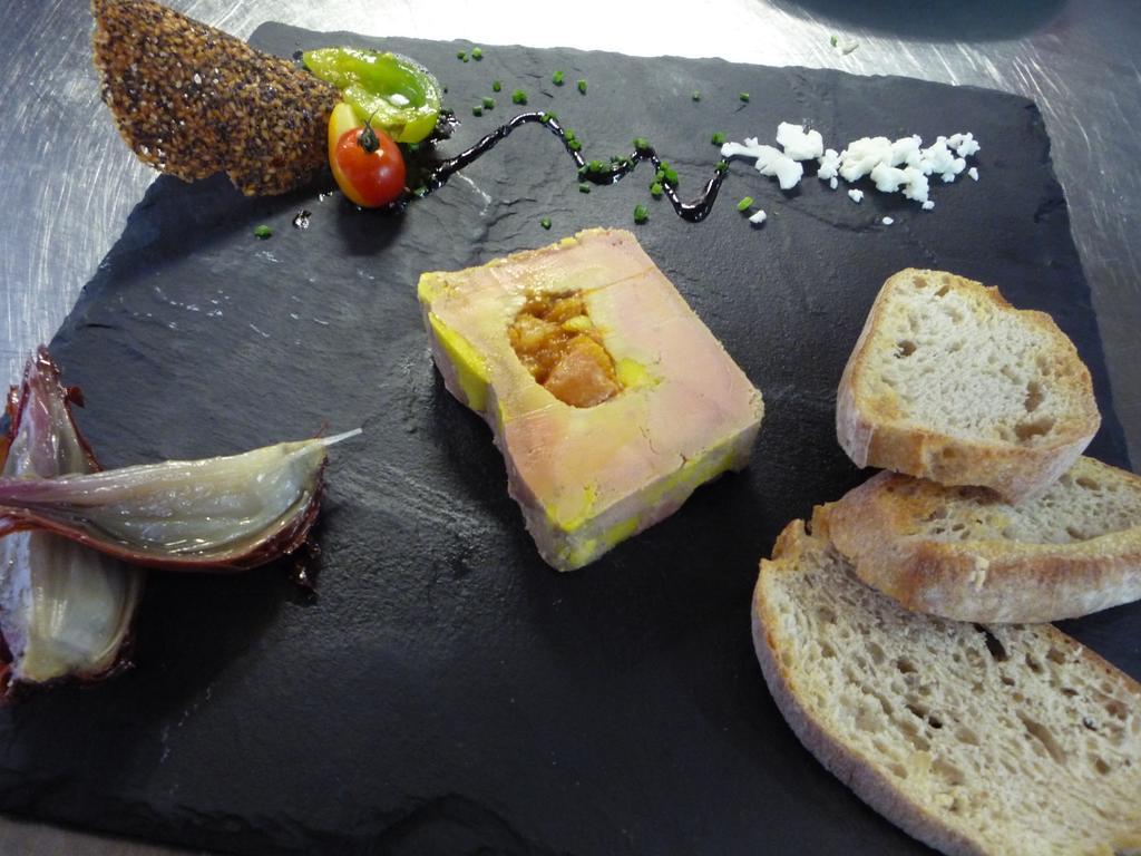Logis Hotel Restaurant Planes Saillagouse Luaran gambar